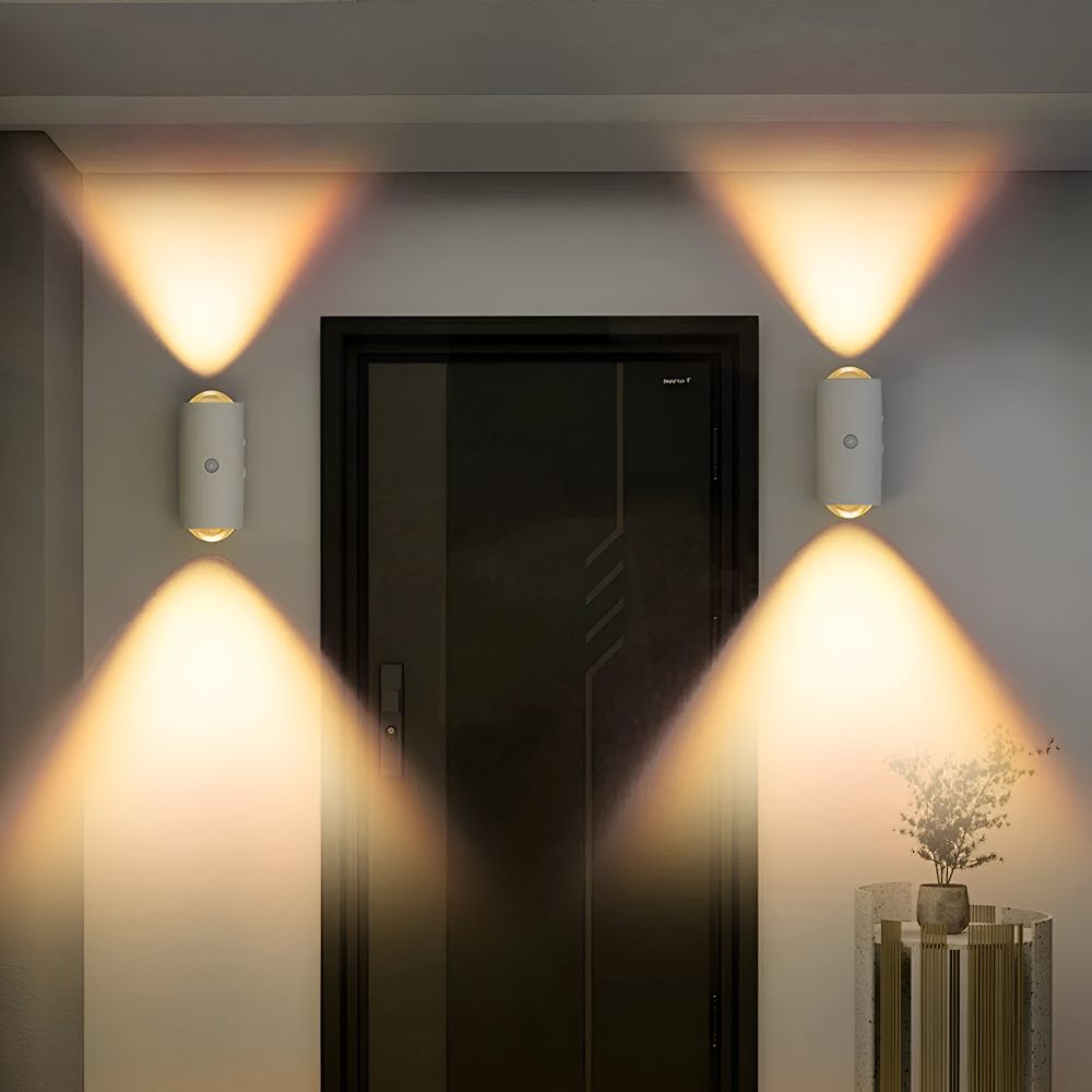 C & O™ Smart Light – LED Wall Lamp